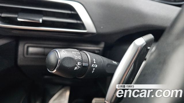 Peugeot 3008 (II) 1.5 BlueHDi GT Line 2019 — фото 36