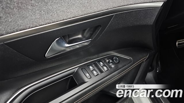 Peugeot 3008 (II) 1.5 BlueHDi GT Line 2019 — фото 39
