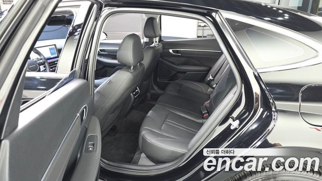 Hyundai Sonata The Edge (DN8) 1.6 Turbo Exclusive 2024 — фото 11