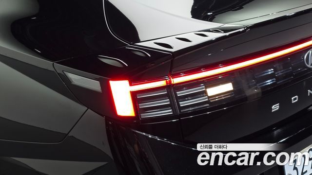 Hyundai Sonata The Edge (DN8) 1.6 Turbo Exclusive 2024 — фото 23