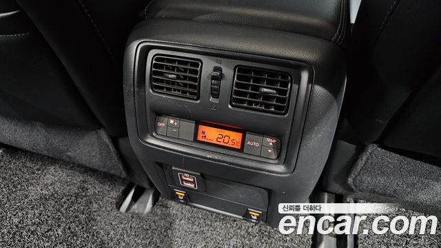 Nissan Pathfinder (IV) 3.5 4WD 2018 — фото 31