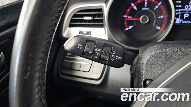 KG Mobility (SsangYong) Tivoli Diesel VX 2WD 2016 — фото 14
