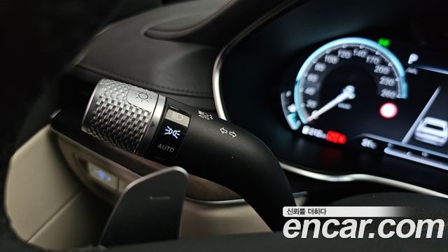 Genesis G80 (RG3) Gasoline 2.5 Turbo AWD 2022 — фото 39