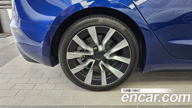 Tesla Model 3 Long Range AWD 2024 — фото 5