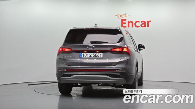 Hyundai Santa Fe HEV 1.6 2WD Exclusive 2022 — фото 4
