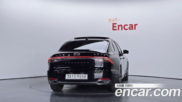 Hyundai Grandeur (IG) 2.5 Le Blanc 2023 — фото 4