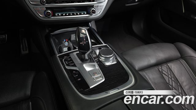 BMW 7 Series (G11) 730Ld xDrive M Sport 2018 — фото 9