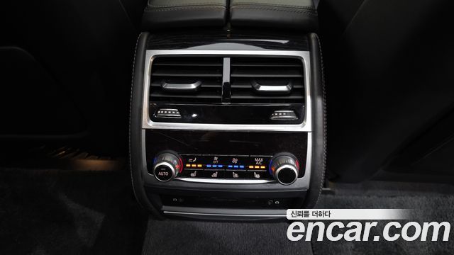 BMW 7 Series (G11) 730Ld xDrive M Sport 2018 — фото 18