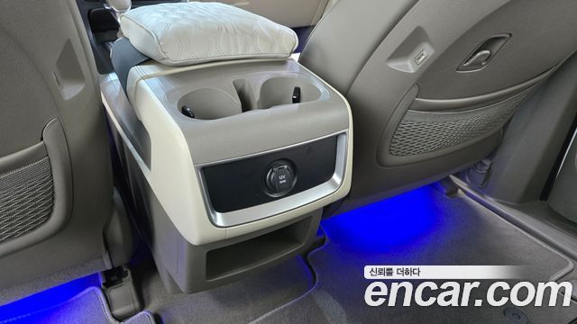 Kia Carnival (IV) Diesel 9-Seater Prestige 2023 — фото 31