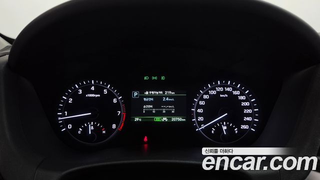 Genesis G80 3.3 GDI AWD Premium Luxury 2019 — фото 8