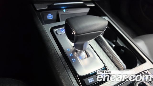 Genesis G80 3.3 GDI AWD Premium Luxury 2019 — фото 9
