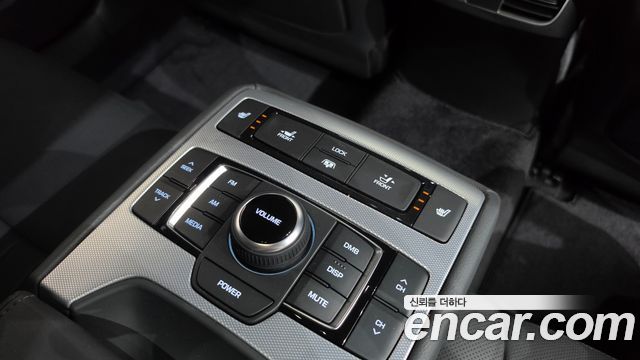 Genesis G80 3.3 GDI AWD Premium Luxury 2019 — фото 19