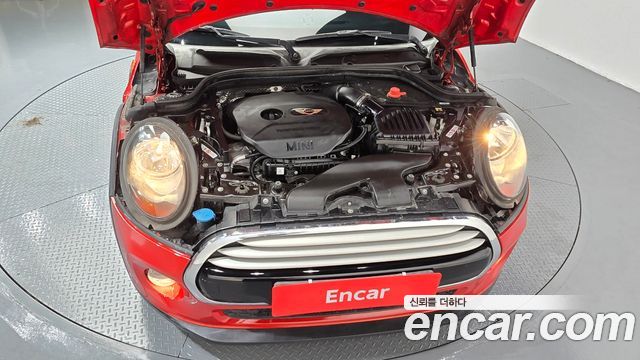 MINI Cooper 5Door Standard 3rd 2015 — фото 6