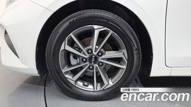 Kia K3 (II) 1.6 Prestige 2022 — фото 5
