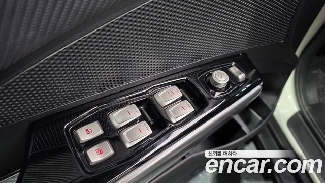 KG Mobility (SsangYong) Tivoli Air 1.6 IX 2WD 2018 — фото 27