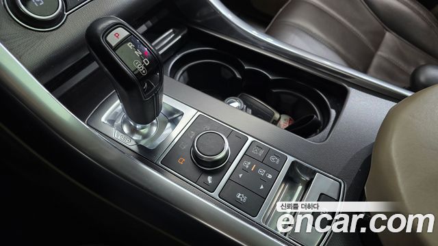 Land Rover Range Rover Sport (II) 3.0 SDV6 HSE Dynamic 2015 — фото 9