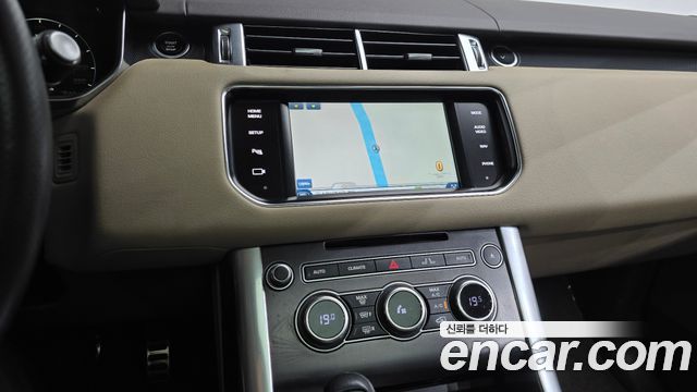 Land Rover Range Rover Sport (II) 3.0 SDV6 HSE Dynamic 2015 — фото 13
