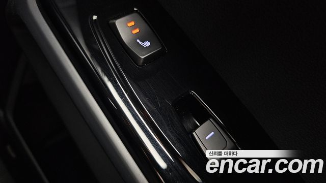 KG Mobility (SsangYong) Torres Gasoline 1.5 2WD Black Edition 2025 — фото 18