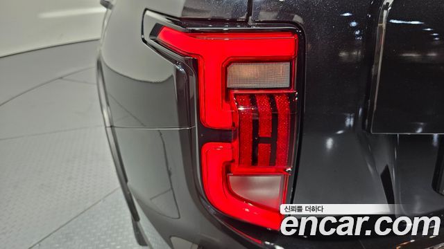 KG Mobility (SsangYong) Torres Gasoline 1.5 2WD Black Edition 2025 — фото 23