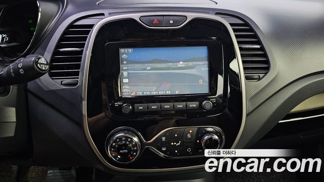 Renault Korea QM3 LE 2015 — фото 14