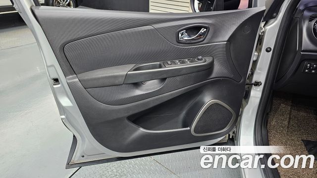 Renault Korea QM3 LE 2015 — фото 24