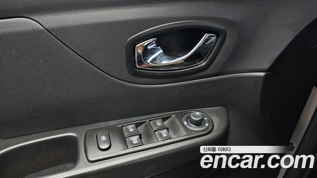 Renault Korea QM3 LE 2015 — фото 27