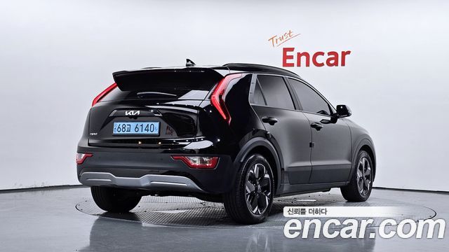Kia Niro EV Air 2023 — фото 2