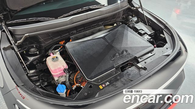 Kia Niro EV Air 2023 — фото 6