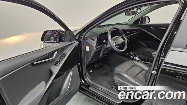 Kia Niro EV Air 2023 — фото 10