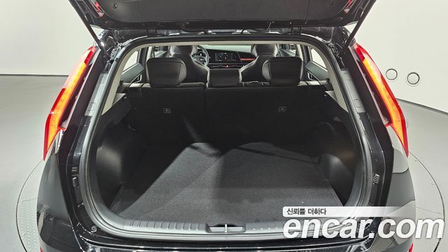 Kia Niro EV Air 2023 — фото 17