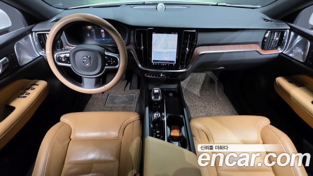 Volvo S60 (III) B5 Ultimate Bright 2023 — фото 7