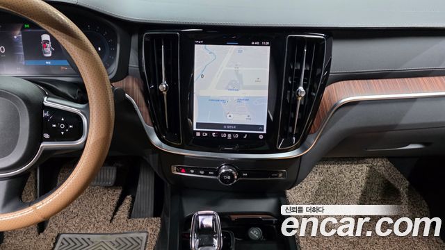 Volvo S60 (III) B5 Ultimate Bright 2023 — фото 14