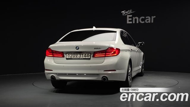 BMW 5 Series (G30) 520i Luxury 2018 — фото 4