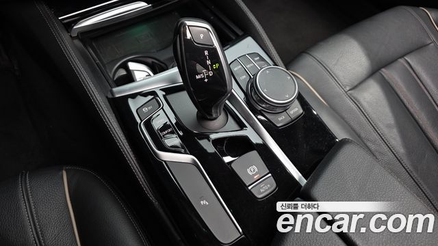 BMW 5 Series (G30) 520i Luxury 2018 — фото 9