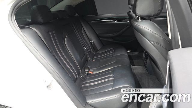 BMW 5 Series (G30) 520i Luxury 2018 — фото 12