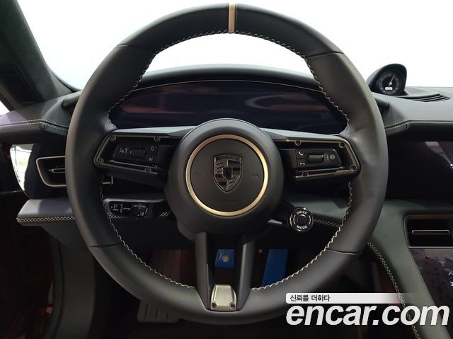 Porsche Taycan Turbo 2025 — фото 10