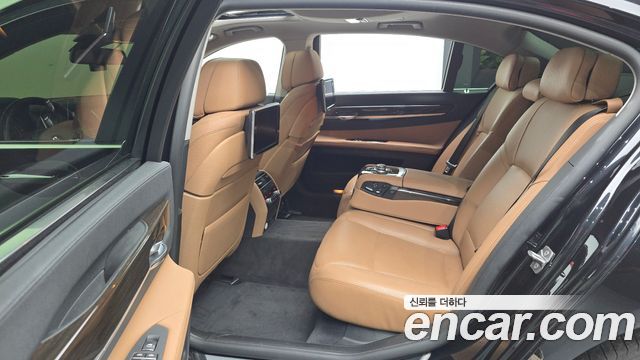 BMW 7 Series (F01) 730Ld 2013 — фото 12
