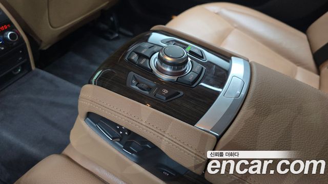 BMW 7 Series (F01) 730Ld 2013 — фото 16