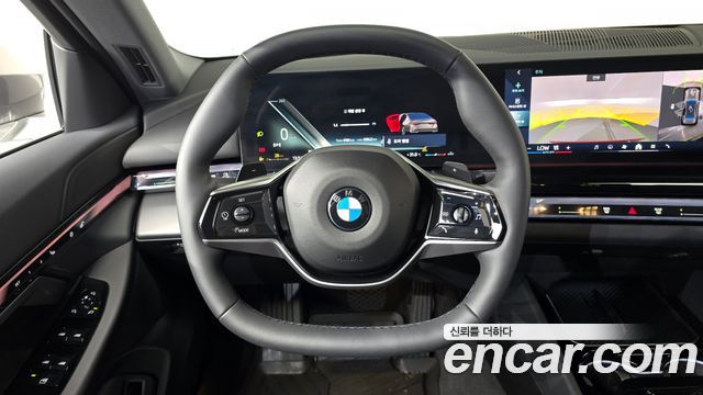 BMW 5 Series (G60) 520i 2026 — фото 13