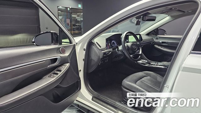 Hyundai Sonata (DN8) 2.0 Premium Plus 2022 — фото 10