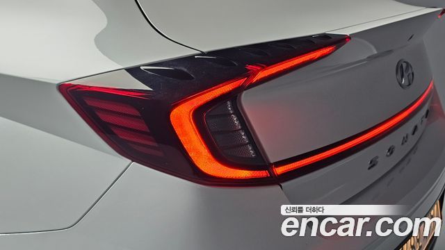 Hyundai Sonata (DN8) 2.0 Premium Plus 2022 — фото 23