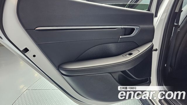 Hyundai Sonata (DN8) 2.0 Premium Plus 2022 — фото 25