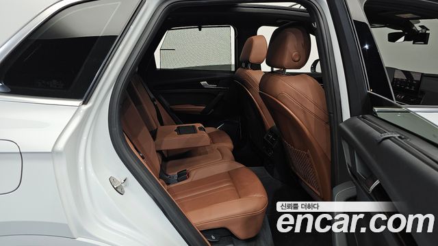 Audi Q5 (FY) 45 TFSI Quattro Premium 2021 — фото 11