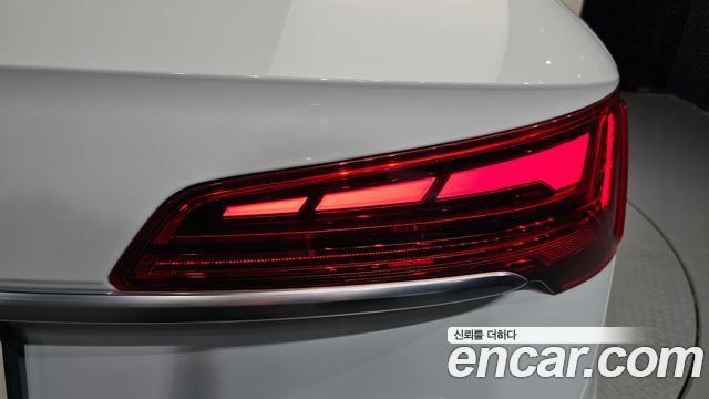 Audi Q5 (FY) 45 TFSI Quattro Premium 2021 — фото 23