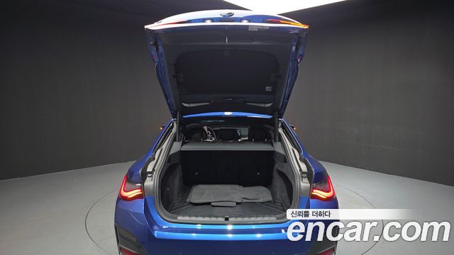 BMW i4 eDrive40 M Sports Pro 2024 — фото 21