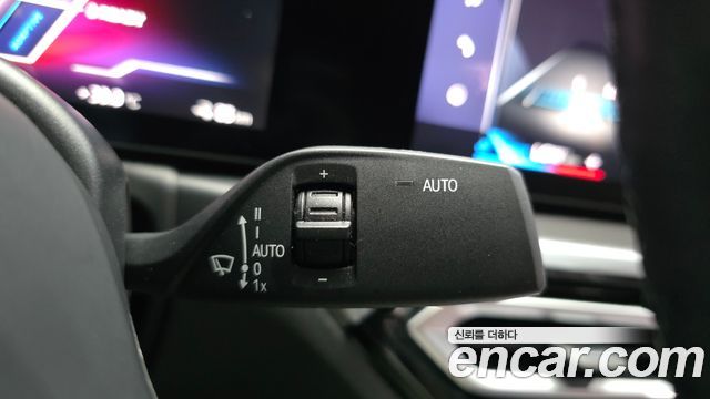BMW i4 eDrive40 M Sports Pro 2024 — фото 24