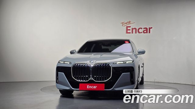 BMW 7 Series (G70) 740i xDrive M Sport 2025 — фото 3