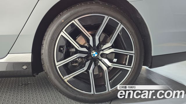 BMW 7 Series (G70) 740i xDrive M Sport 2025 — фото 21