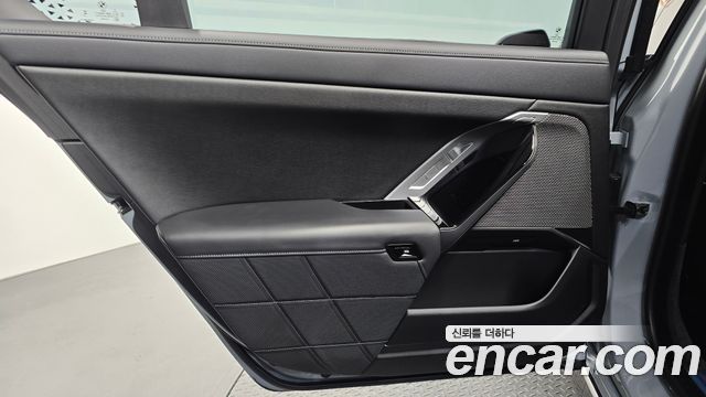 BMW 7 Series (G70) 740i xDrive M Sport 2025 — фото 25