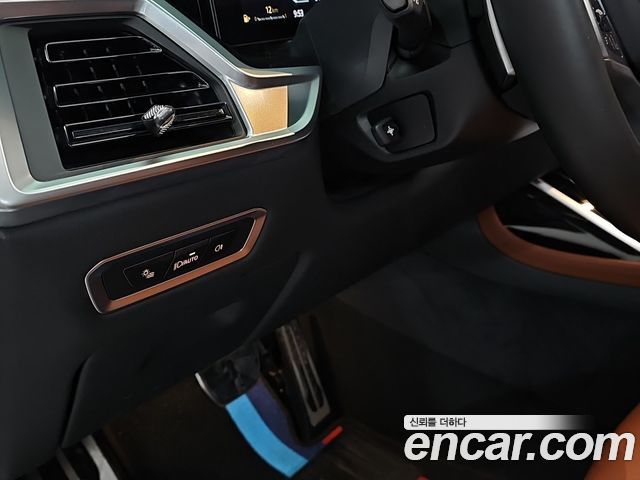BMW X7 (G07) xDrive 40i M Sport 7STR 2024 — фото 19